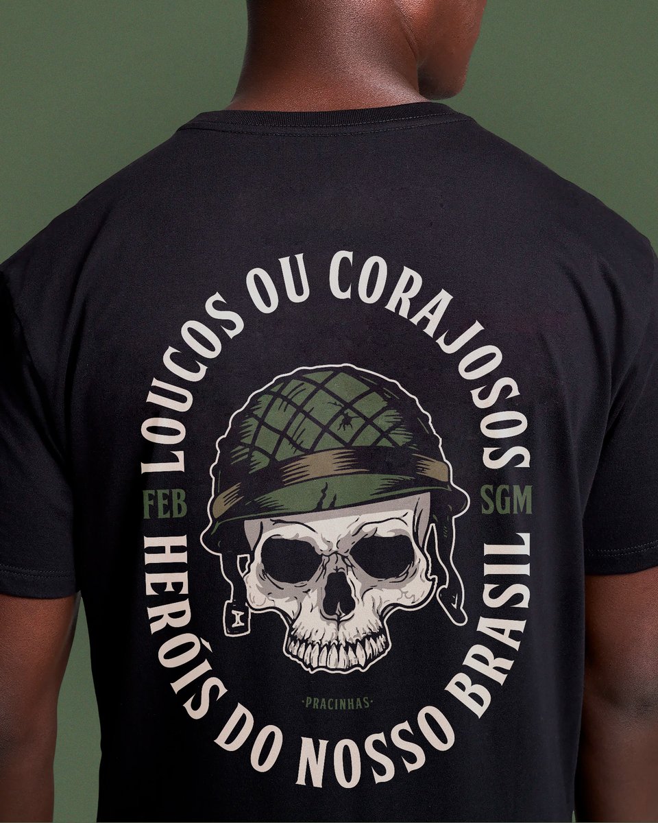 Nome do produto: T-SHIRT PREMIUM LOUCOS OU CORAJOSOS