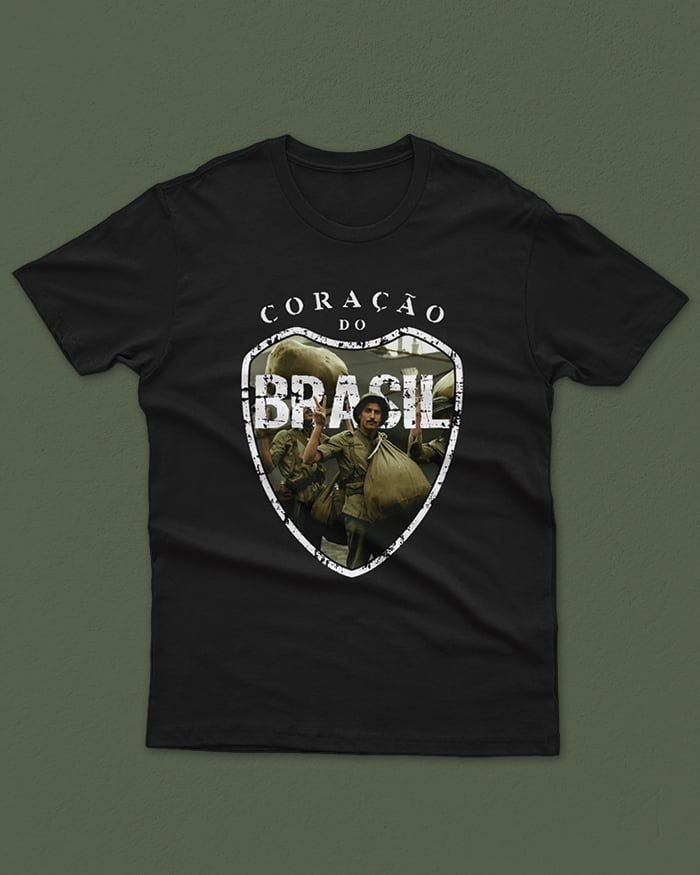 Nome do produto: T-SHIRT ESSENTIAL CORAÇÃO DO BRASIL