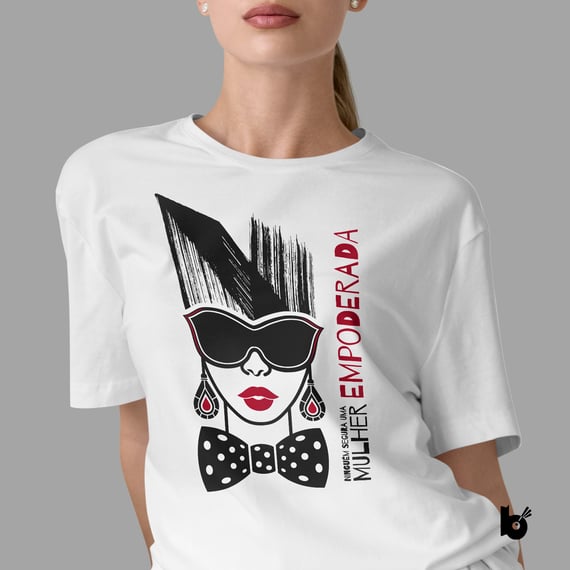 Camiseta Mulher Empoderada