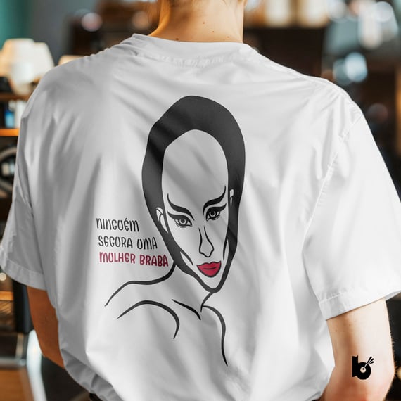 Camiseta Oversized Mulher Braba