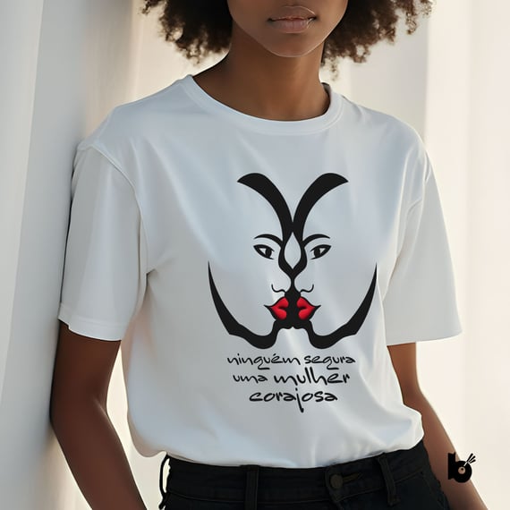 Camiseta Mulher Corajosa
