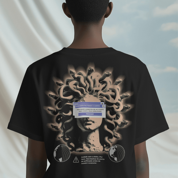 Camiseta clássica - Eclipse (Medusa)