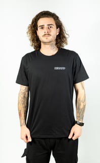 Nome do produto Camiseta World (estampa preta)