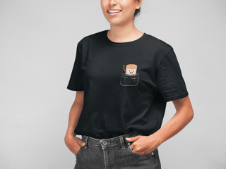 Nome do produto Narcisinho | Preto | T-Shirt Classic