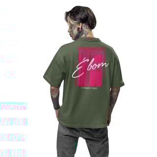Camiseta Oversized - Deus é bom