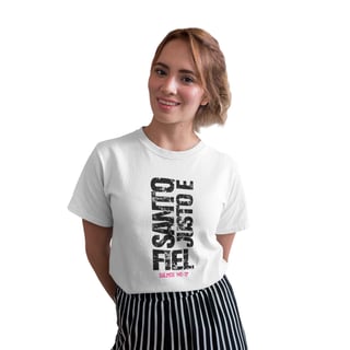 Camiseta Quality - Santo, Justo e Fiel