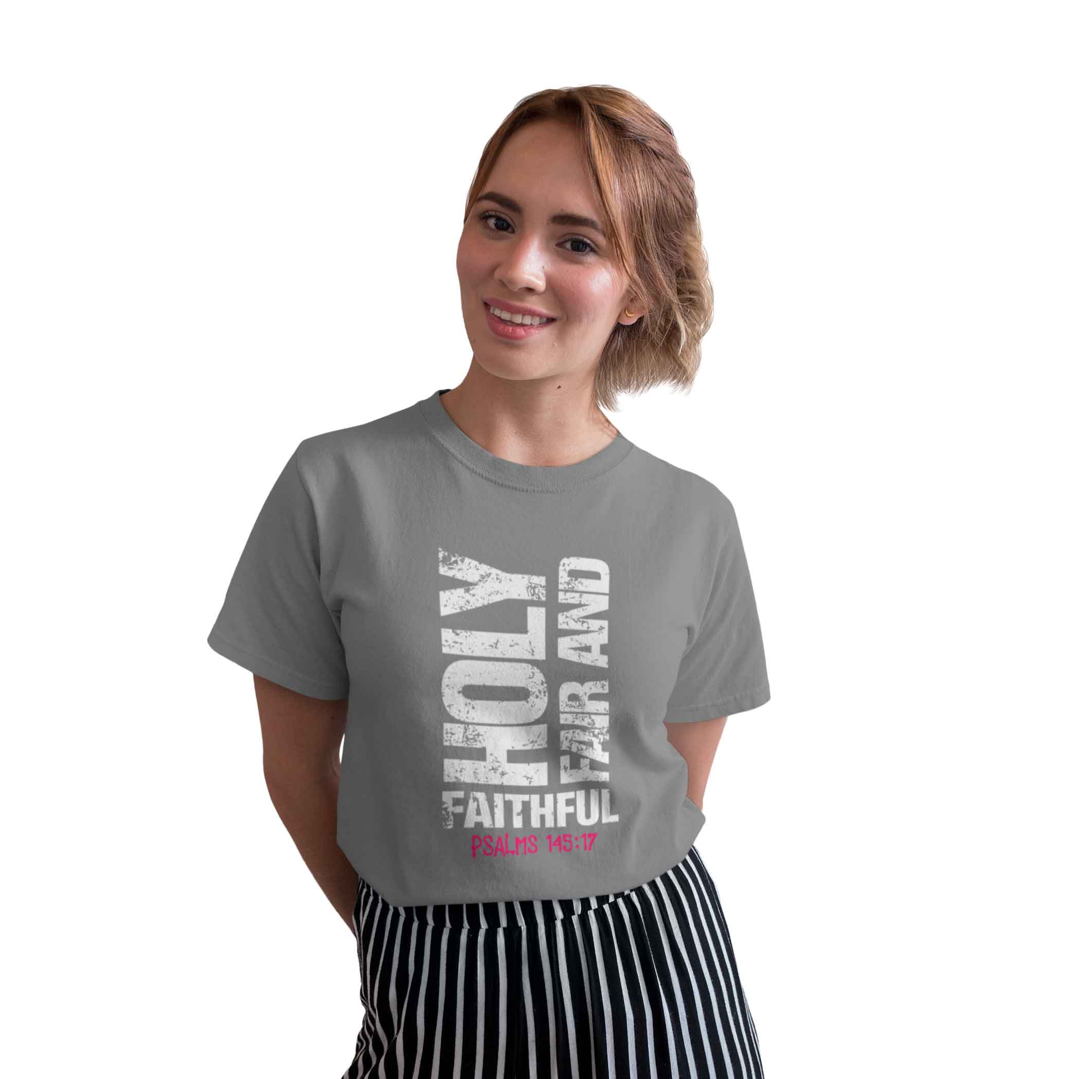 Camiseta Estonada - Holy, Fair and Faithful