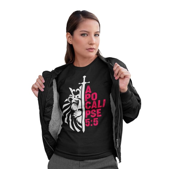 Camiseta Cristã Apocalipse 5:5 | Baby Long Prime