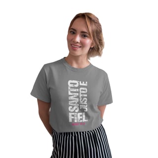 Camiseta Estonada - Santo, Justo e Fiel