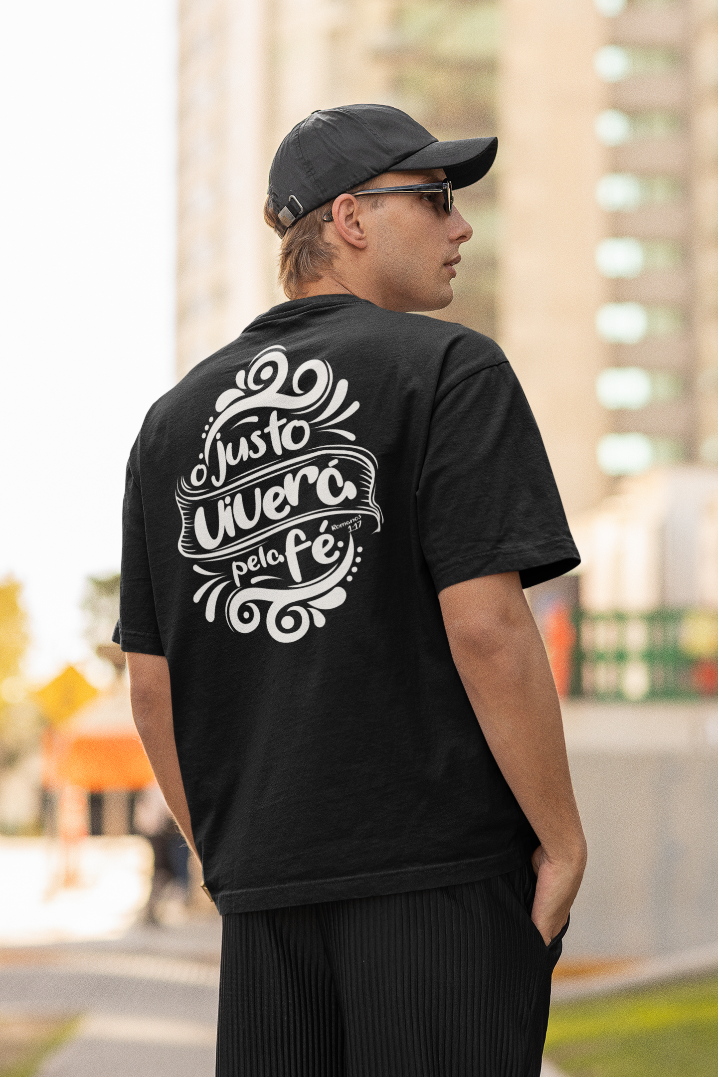 Camiseta Oversized -  O justo viverá pela fé