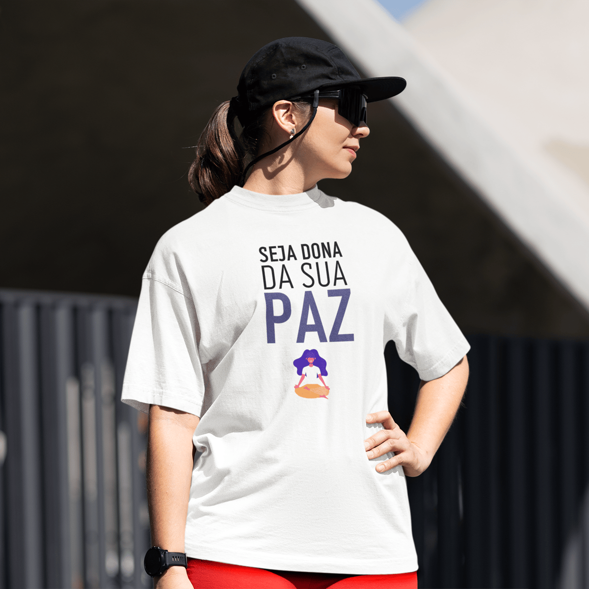 Nome do produto: Camiseta Oversized Dona