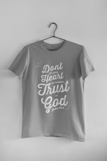 Nome do produto Camiseta - Trust in God (Preta, Cinza,Vinho e Azul Marinho)