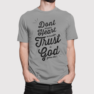 Nome do produto Camiseta - Trust in God