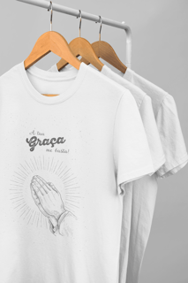 Nome do produto Camiseta - A tua graça me basta