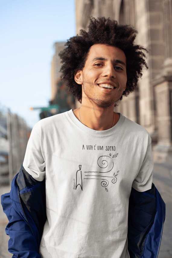 Camiseta Unissex Branca - A vida é um sopro