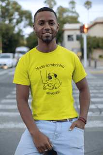 Nome do produto Modo Sombrinha | T-Shirt Quality