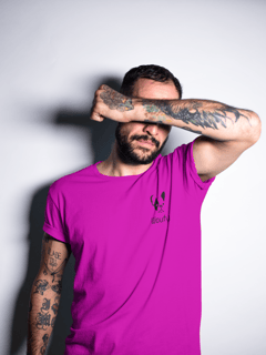 Nome do produto Minimalist Bulldog | T-Shirt Quality