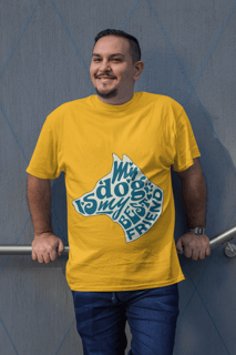 Nome do produto My dog is my best friend | T-Shirt Quality