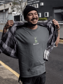 Nome do produto Alien Dog | T-Shirt Pima