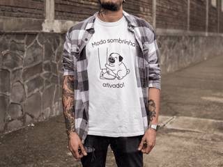 Nome do produto Modo Sombrinha | T-Shirt Quality