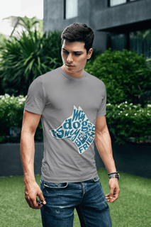 Nome do produto My dog is my best friend | T-Shirt Quality