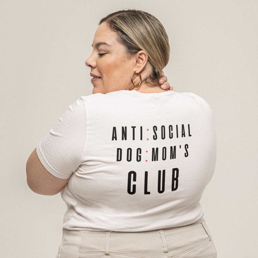 Camiseta Plus Size [Anti Social Dog Mom