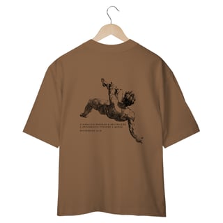 Nome do produto Camiseta Oversized A Queda Vertical