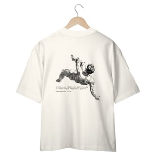 Nome do produto Camiseta Oversized A Queda Vertical