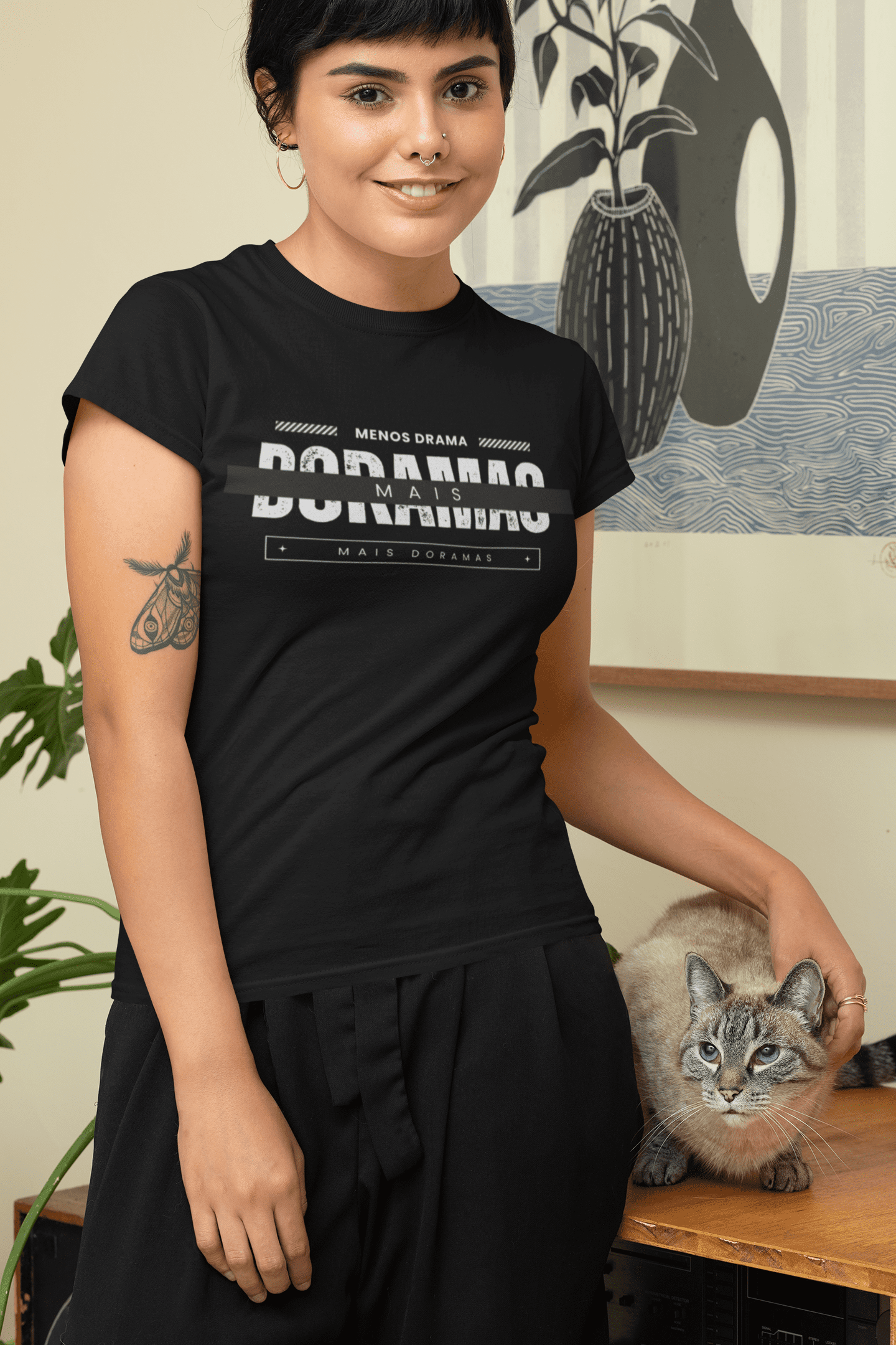 Nome do produto: Camiseta Unissex | Menos Drama, Mais Doramas