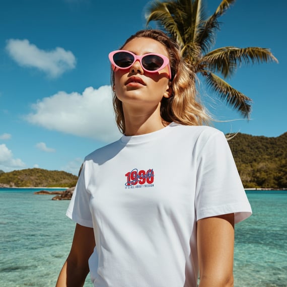 Camiseta T-shirt 1990 Genrikh Feminino