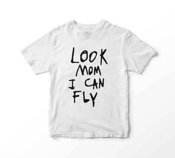 Camiseta Travis Scott - Look Mom I Can Fly (branco)