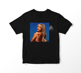 Nome do produto Camiseta Sabrina Carpenter - Short n