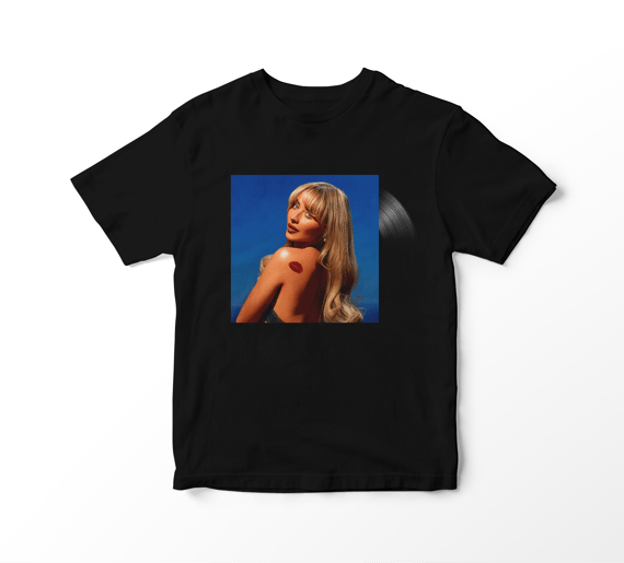 Camiseta Sabrina Carpenter - Short n