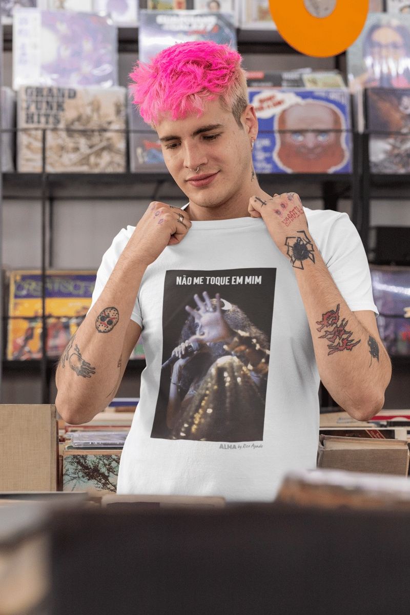 Nome do produto: Camiseta Bethânia Não me Toque em Mim Prime