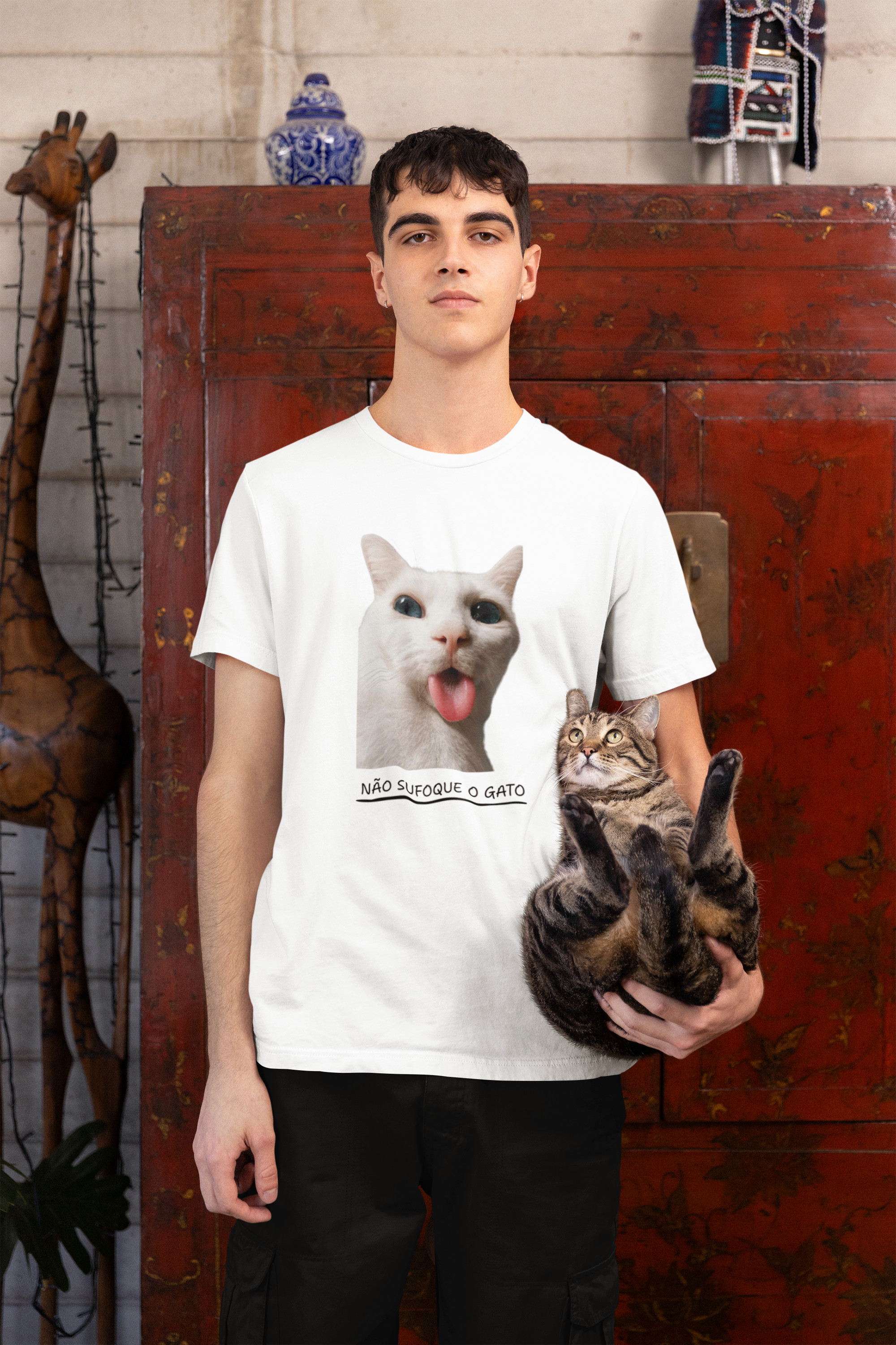 Camiseta Não Sufoque o Gato Prime (gato branco)