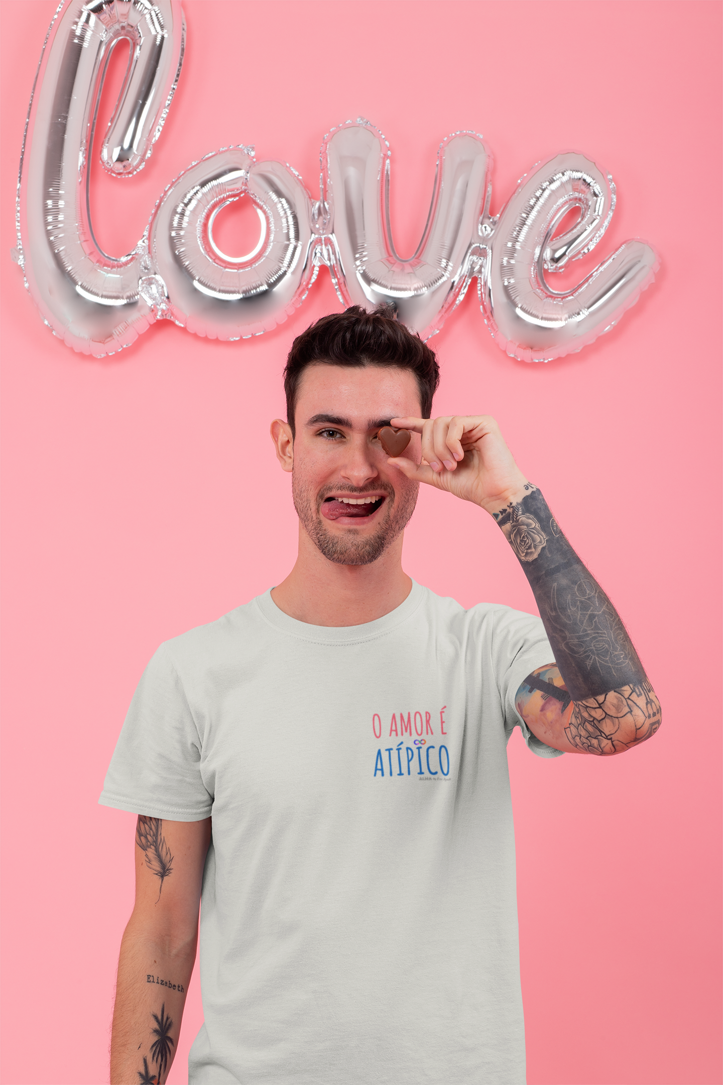 Camiseta O Amor é Atípico Prime