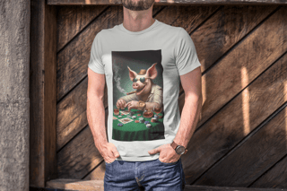 Nome do produto T-shirt Prime linha - Mestre Porco Jogador Sorrindo