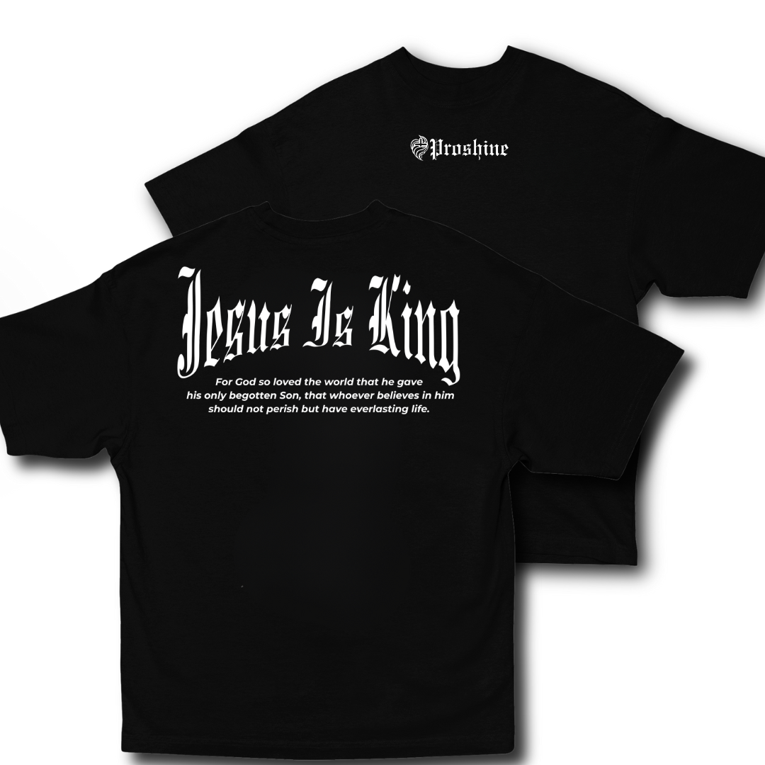Nome do produto: Camiseta Oversized Jesus Is King Frente Costas