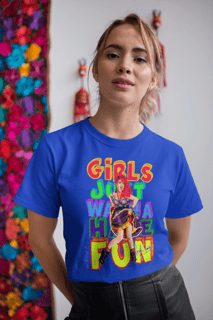 Nome do produto CAMISETA CYNDI LAUPER by Universo 80