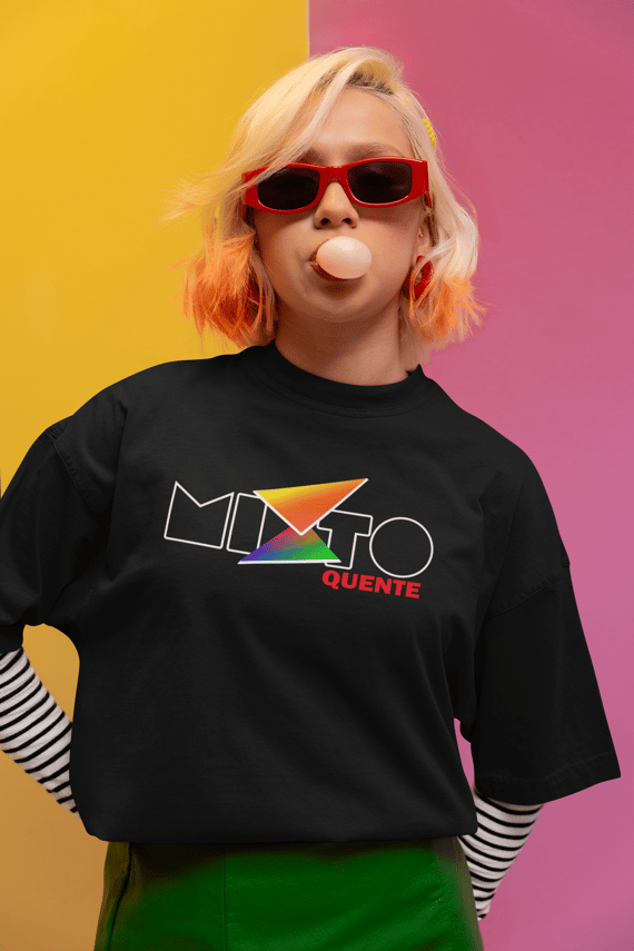 CAMISETA PROGRAMA MIXTO QUENTE by Universo 80 