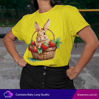 Nome do produto Camiseta Feminina Coelhinho & Morangos – Doçura em Forma de Estampa!