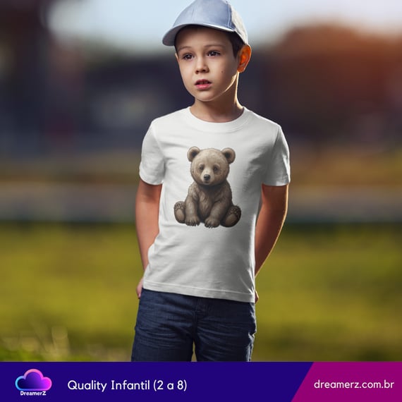 Camiseta Ursinho Sentado – Doçura em Forma de Estampa
