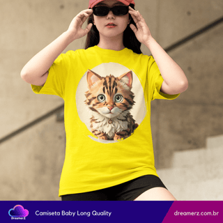 Nome do produto Camiseta Feminina Gatinho Olhar Encantado – Amor à Primeira Vista