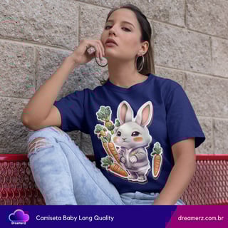 Nome do produto Camiseta Feminina Coelhinho Estiloso – Fofura em Dose Dupla com Cenourinhas!