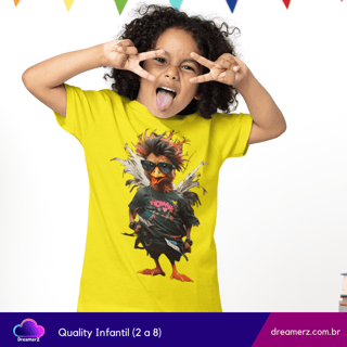Nome do produto Camiseta Frango Rockeiro – O Estilo Que Quebra os Ovos!