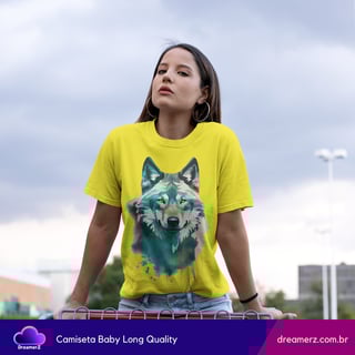 Nome do produto Camiseta Lobo Aquarela – Força, Liberdade e Estilo