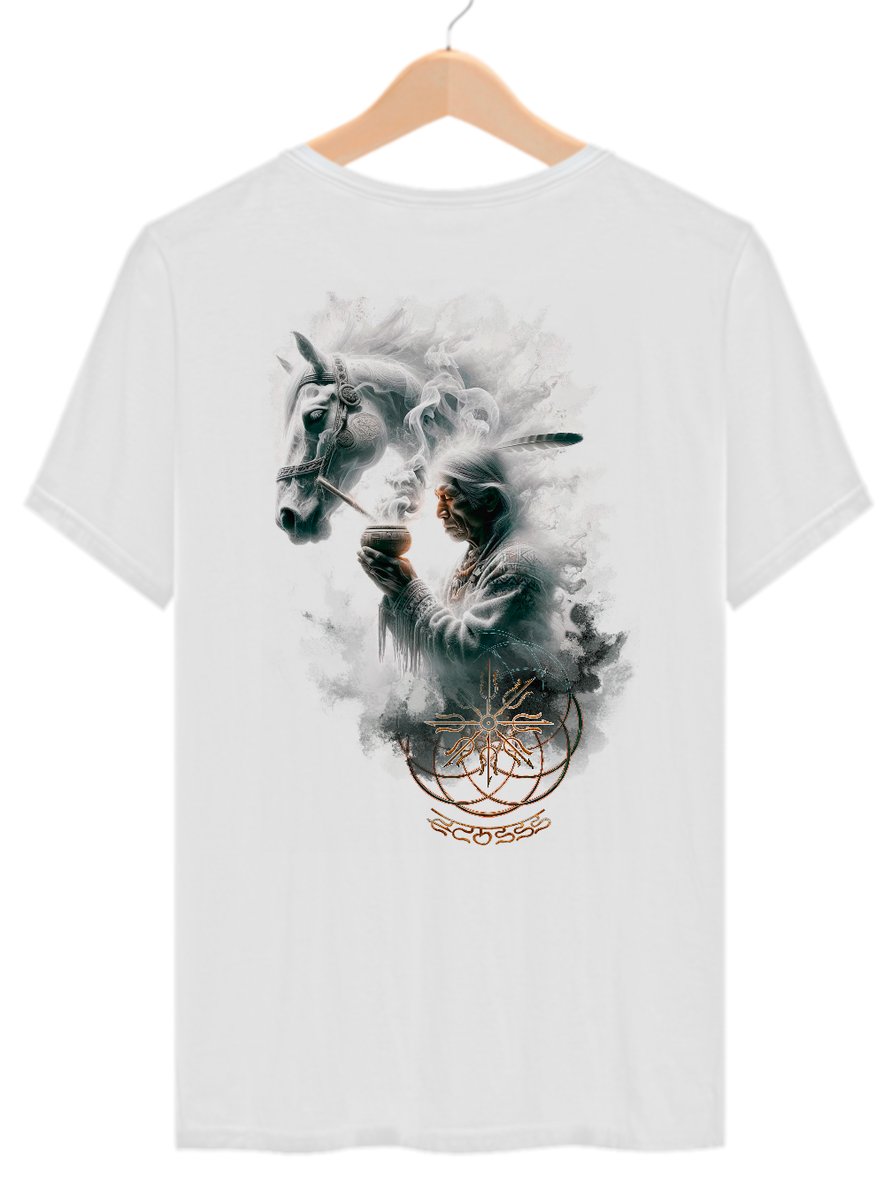 Nome do produto: Camiseta Xamã/Cavalo