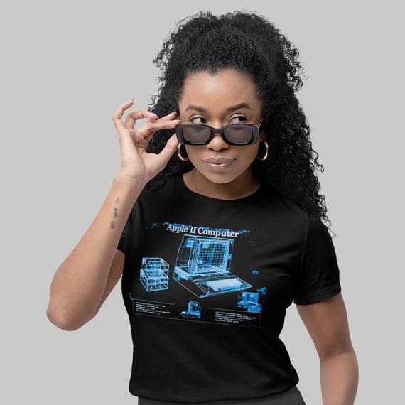Camiseta Feminina Apple II Retrô Esquemático | Estilo vintage com tecnologia