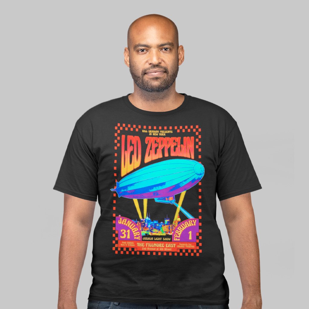 Nome do produto: Camiseta Unissex Plus Size Led Zeppelin Fillmore East 1969 | Psicodelia em cada detalhe