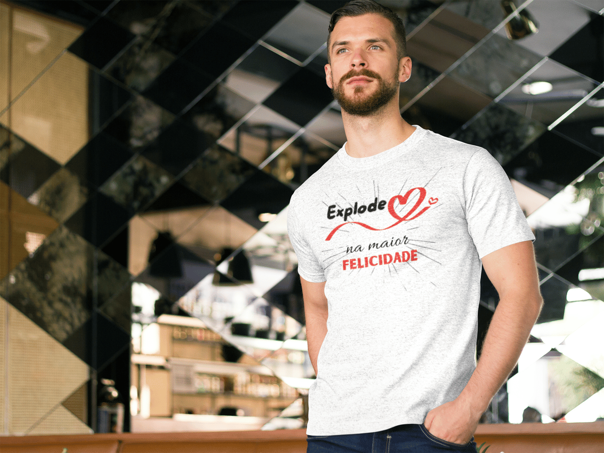 Nome do produto: Camiseta Masculina - Explode